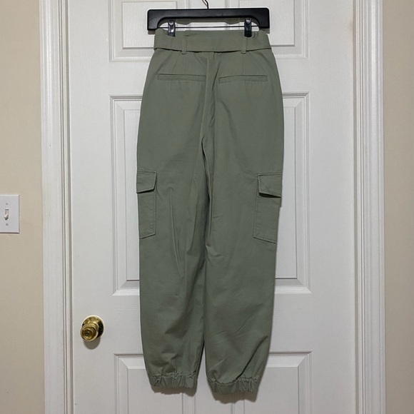 Aritzia gravity pant US 4 seagrass green *BRAND NEW* - Picture 3 of 4